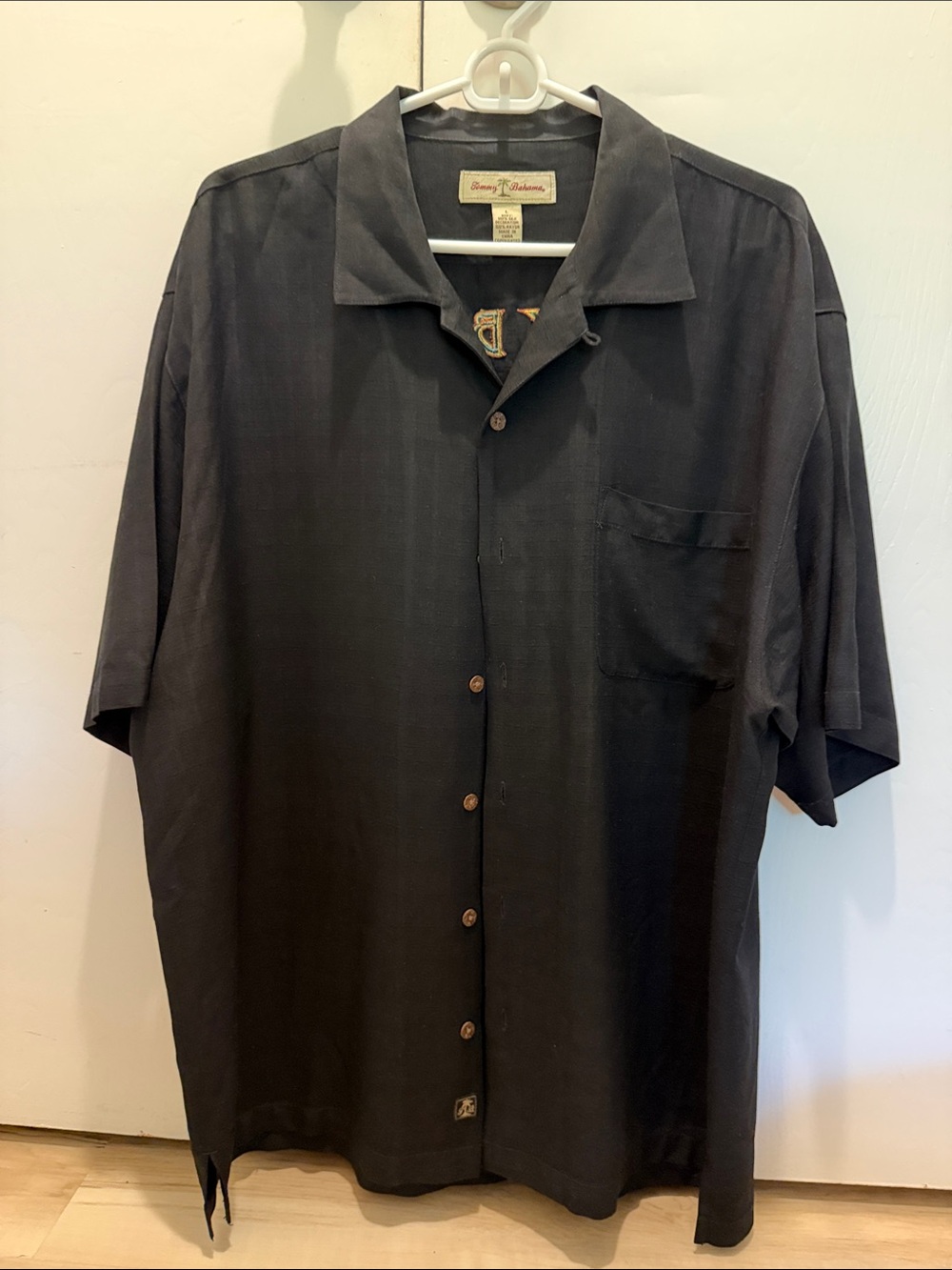 Tommy Bahama Black Short-Sleeve Button-Down Camp Shirt